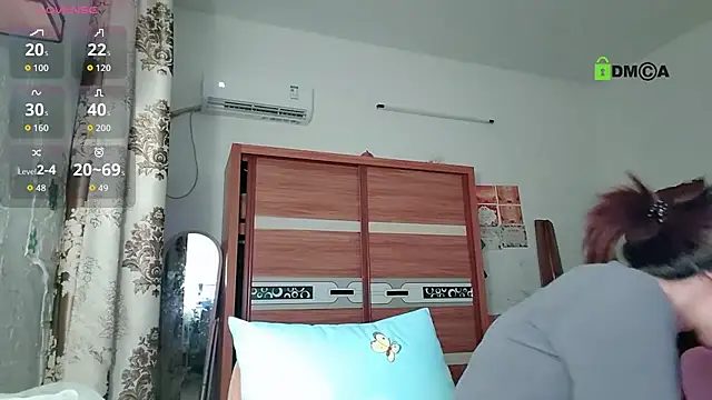 Snapshot of Lili_666 chatting on October 18, 11:11 am Lili 666 online show from October 18, 11:11 am