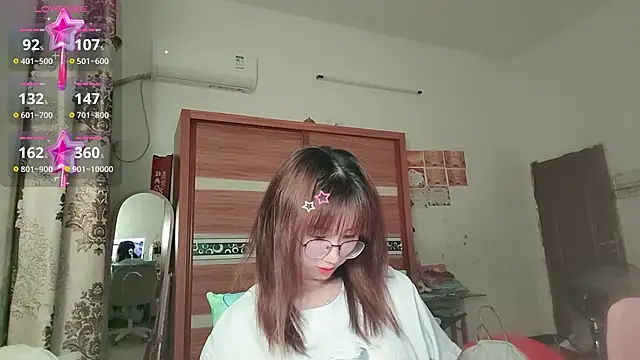 Lili 666 online show from May 14, 8:26 pm