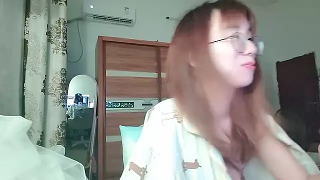 Lili 666 online show from May 28, 5:10 pm