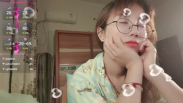 Lili 666 online show from June 14, 6:43 pm