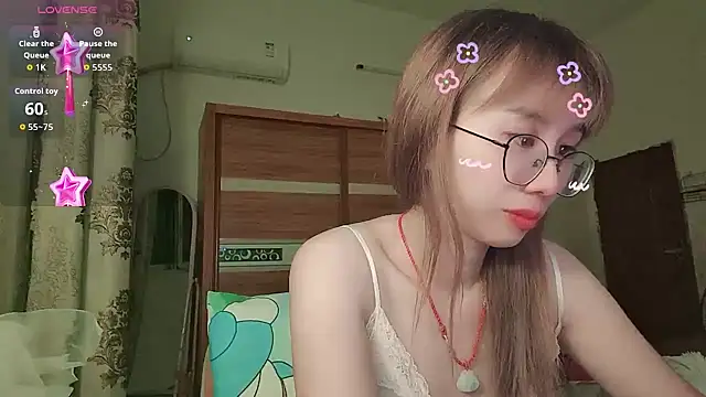 Lili 666 online show from July 4, 4:02 pm