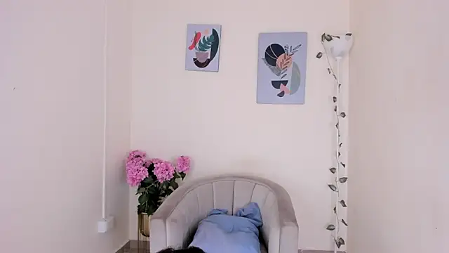 Charlothe capell online show from March 16, 8:46 pm