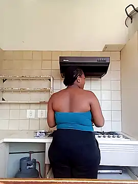 Sexymamibo online show from March 7, 2:23 pm