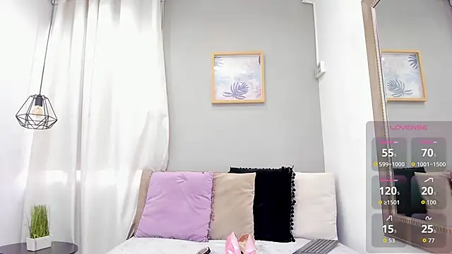 Snapshot of Miranda_doll_ chatting on June 17, 12:07 pm Miranda doll online show from June 17, 12:07 pm
