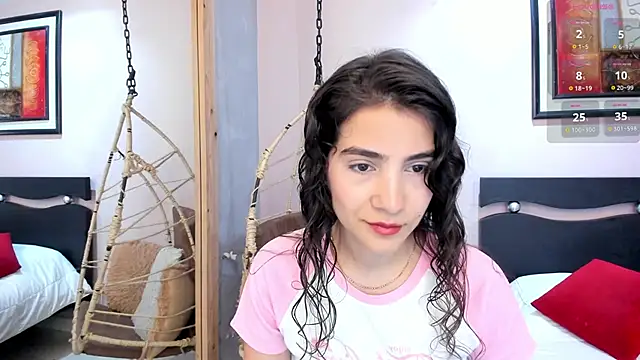 Snapshot of Miranda_doll_ chatting on July 1, 12:18 pm Miranda doll online show from July 1, 12:18 pm