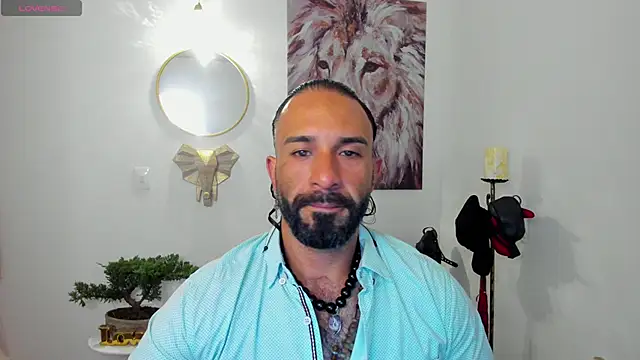 Snapshot of mr_maik chatting on December 14, 10:56 am mr maik online show from December 14, 10:56 am