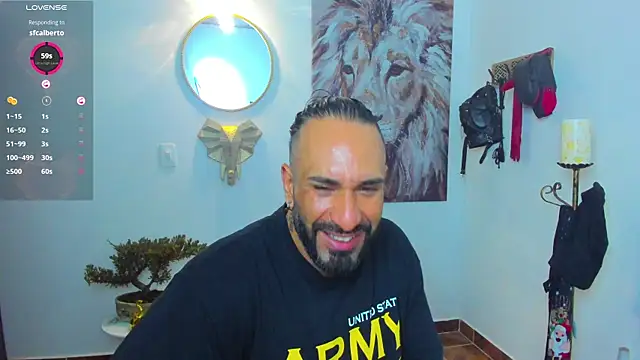 Snapshot of mr_maik chatting on January 31, 12:18 pm mr maik online show from January 31, 12:18 pm