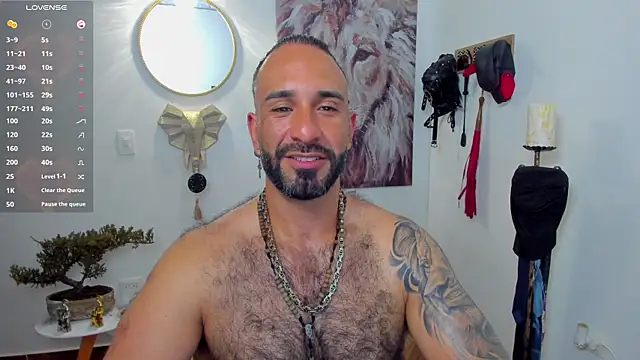 Snapshot of mr_maik chatting on February 12, 12:33 pm mr maik online show from February 12, 12:33 pm