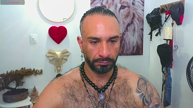 Snapshot of mr_maik chatting on March 4, 11:19 am mr maik online show from March 4, 11:19 am