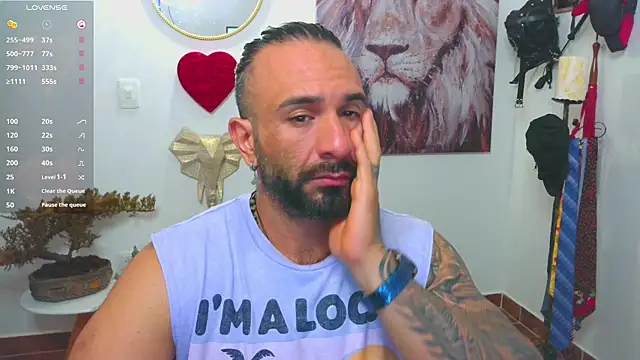 Snapshot of mr_maik chatting on March 7, 11:18 am mr maik online show from March 7, 11:18 am