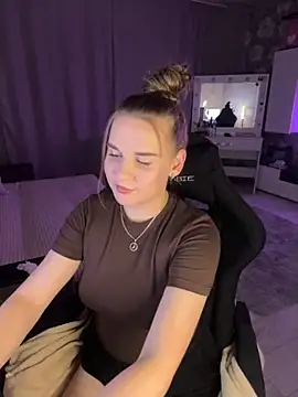 Lexi noah online show from September 21, 9:38 pm