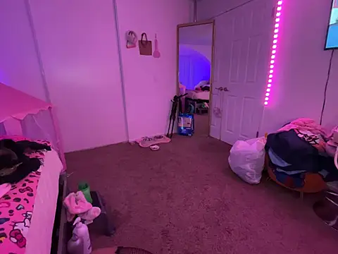 Onlypawzz online show from March 6, 9:17 am