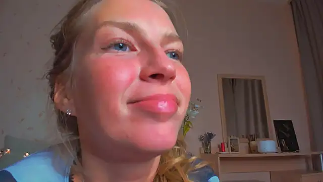 Snapshot of Jeanne_Williams chatting on December 3, 2:48 pm Jeanne Williams online show from December 3, 2:48 pm