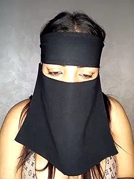 Narimane maroc online show from November 10, 1:48 am