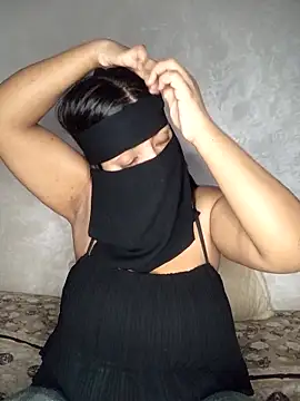 Narimane maroc online show from February 24, 2:42 am