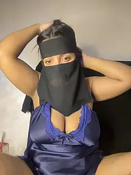 Narimane maroc online show from July 16, 2:39 am