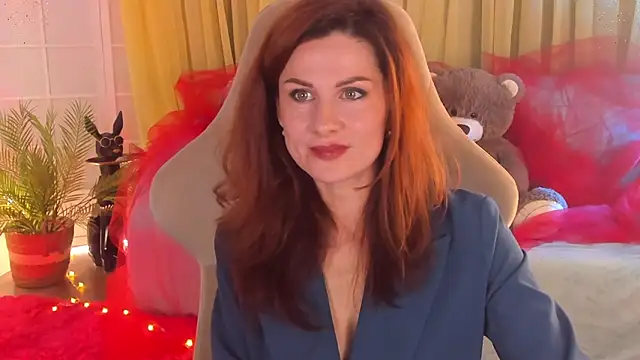 April o Nill online show from September 19, 3:13 pm