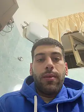 Snapshot of Enzoblood1 chatting on January 15, 10:24 pm Enzoblood1 online show from January 15, 10:24 pm