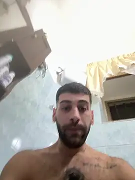 Snapshot of Enzoblood1 chatting on February 1, 7:01 pm Enzoblood1 online show from February 1, 7:01 pm