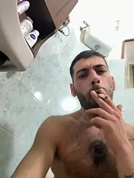 Snapshot of Enzoblood1 chatting on March 13, 9:54 pm Enzoblood1 online show from March 13, 9:54 pm