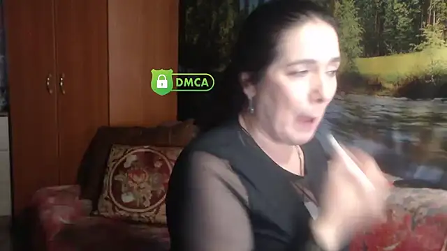 Snapshot of RositaSky chatting on March 12, 11:44 pm RositaSky online show from March 12, 11:44 pm