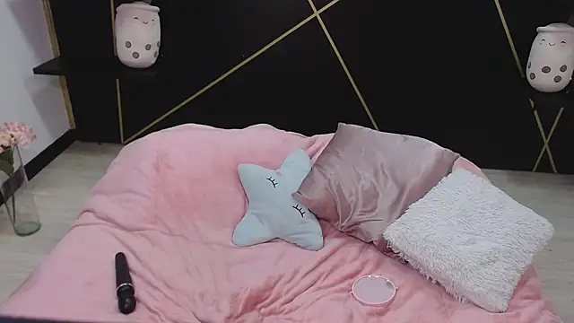 DanniAbbey online show from February 21, 9:32 pm