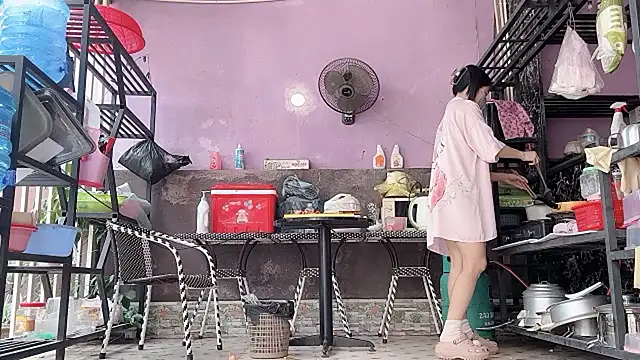 LinhChi 9x online show from June 15, 2:36 am