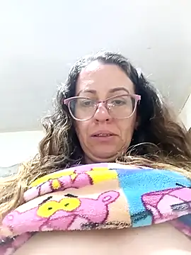 Snapshot of miss_hanna07 chatting on May 4, 1:56 am miss hanna07 online show from May 4, 1:56 am