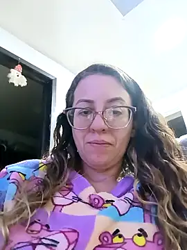 Snapshot of miss_hanna07 chatting on May 6, 2:08 am miss hanna07 online show from May 6, 2:08 am