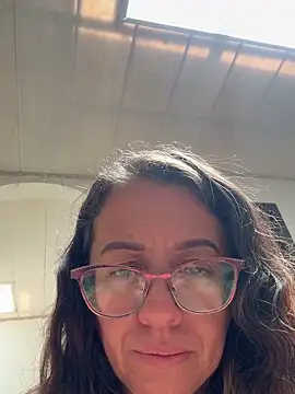 Snapshot of miss_hanna07 chatting on May 6, 3:28 pm miss hanna07 online show from May 6, 3:28 pm