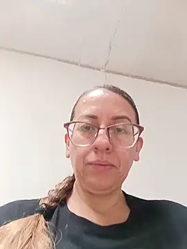 Snapshot of miss_hanna07 chatting on May 12, 4:04 pm miss hanna07 online show from May 12, 4:04 pm