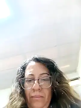 Snapshot of miss_hanna07 chatting on May 24, 12:21 pm miss hanna07 online show from May 24, 12:21 pm