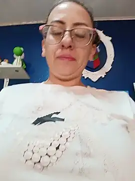 Snapshot of miss_hanna07 chatting on June 1, 4:52 pm miss hanna07 online show from June 1, 4:52 pm