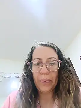 Snapshot of miss_hanna07 chatting on June 5, 11:43 pm miss hanna07 online show from June 5, 11:43 pm