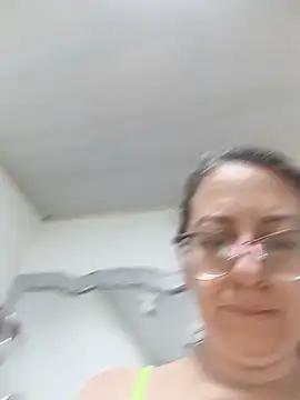 Snapshot of miss_hanna07 chatting on June 8, 4:18 pm miss hanna07 online show from June 8, 4:18 pm