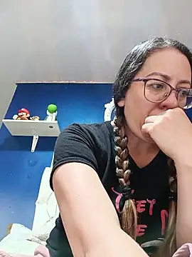 Snapshot of miss_hanna07 chatting on June 9, 5:13 pm miss hanna07 online show from June 9, 5:13 pm