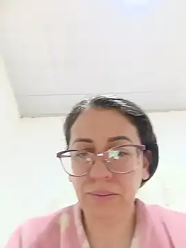 Snapshot of miss_hanna07 chatting on July 16, 1:50 pm miss hanna07 online show from July 16, 1:50 pm