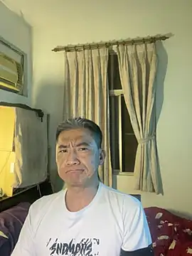 YuHsuant online show from February 7, 7:17 pm