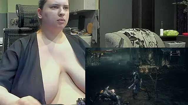 Snapshot of 1lindsey1 chatting on February 15, 2:04 am 1lindsey1 online show from February 15, 2:04 am