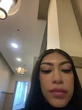 Effy Bonny online show from March 8, 7:20 pm