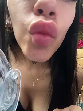 Effy Bonny online show from March 13, 8:32 pm