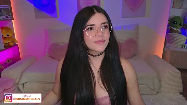 cammiefoalss online show from December 18, 5:52 pm