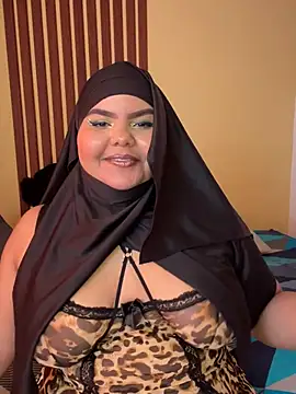 Snapshot of _Shara_Handal_ chatting on May 10, 11:37 am Shara Handal online show from May 10, 11:37 am