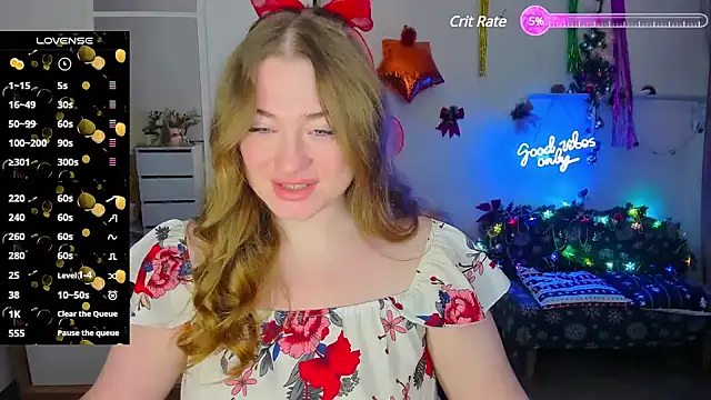 Snapshot of Demure_Smile chatting on January 18, 4:59 am Demure Smile online show from January 18, 4:59 am