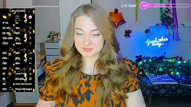 Snapshot of Demure_Smile chatting on January 20, 1:39 am Demure Smile online show from January 20, 1:39 am