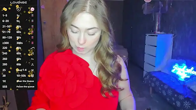 Snapshot of Demure_Smile chatting on March 5, 7:38 am Demure Smile online show from March 5, 7:38 am