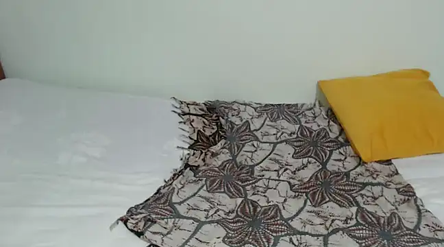 Snapshot of lakeeza chatting on February 4, 6:04 am lakeeza online show from February 4, 6:04 am