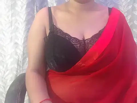 Snapshot of cute-priy chatting on October 2, 4:41 am cute-priy online show from October 2, 4:41 am