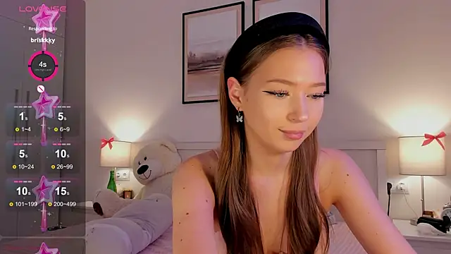 diana nier online show from December 15, 7:07 pm