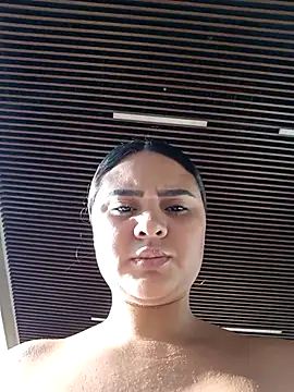 sexy-latin10 online show from April 30, 12:11 pm